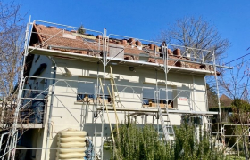 Pose d'écran sous toiture 